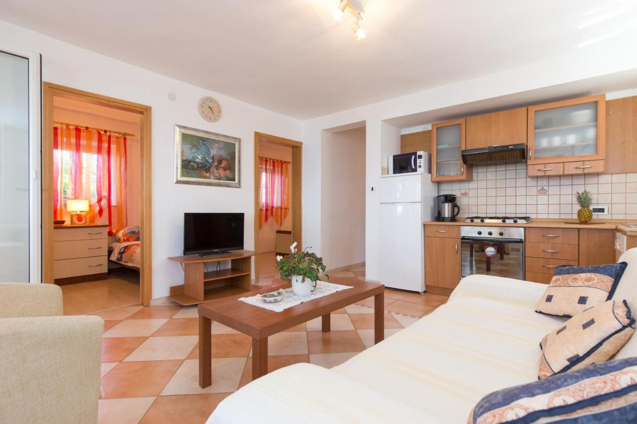 Villa Stefi Нови Винодолски Екстериор снимка