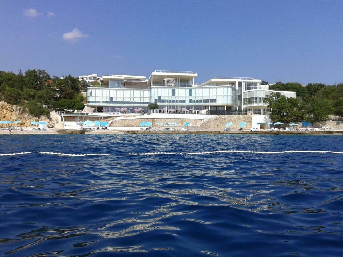 Villa Stefi Нови Винодолски Екстериор снимка