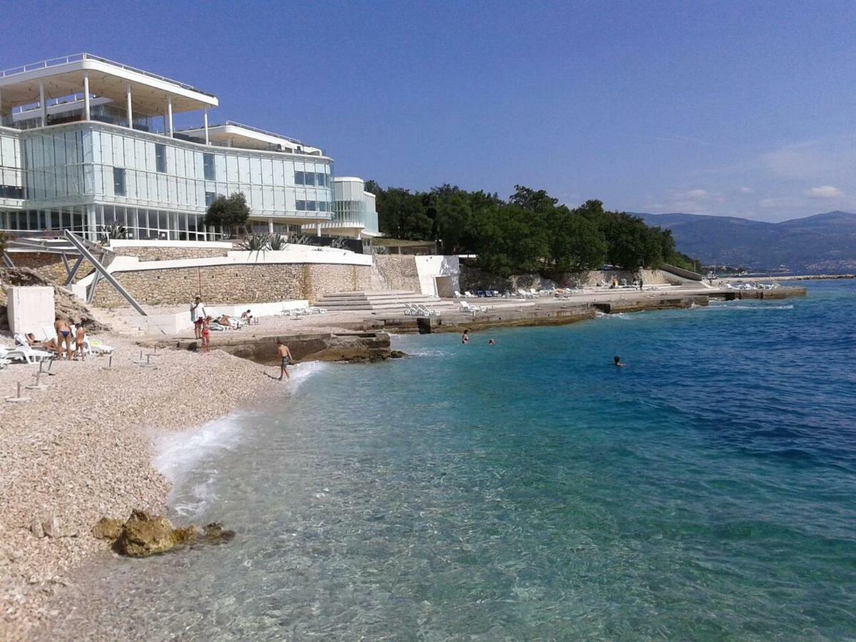 Villa Stefi Нови Винодолски Екстериор снимка